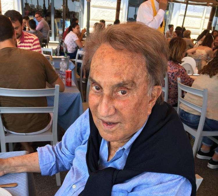 Caos Emilio Fede, arrestato a Napoli per evasione dai domiciliari