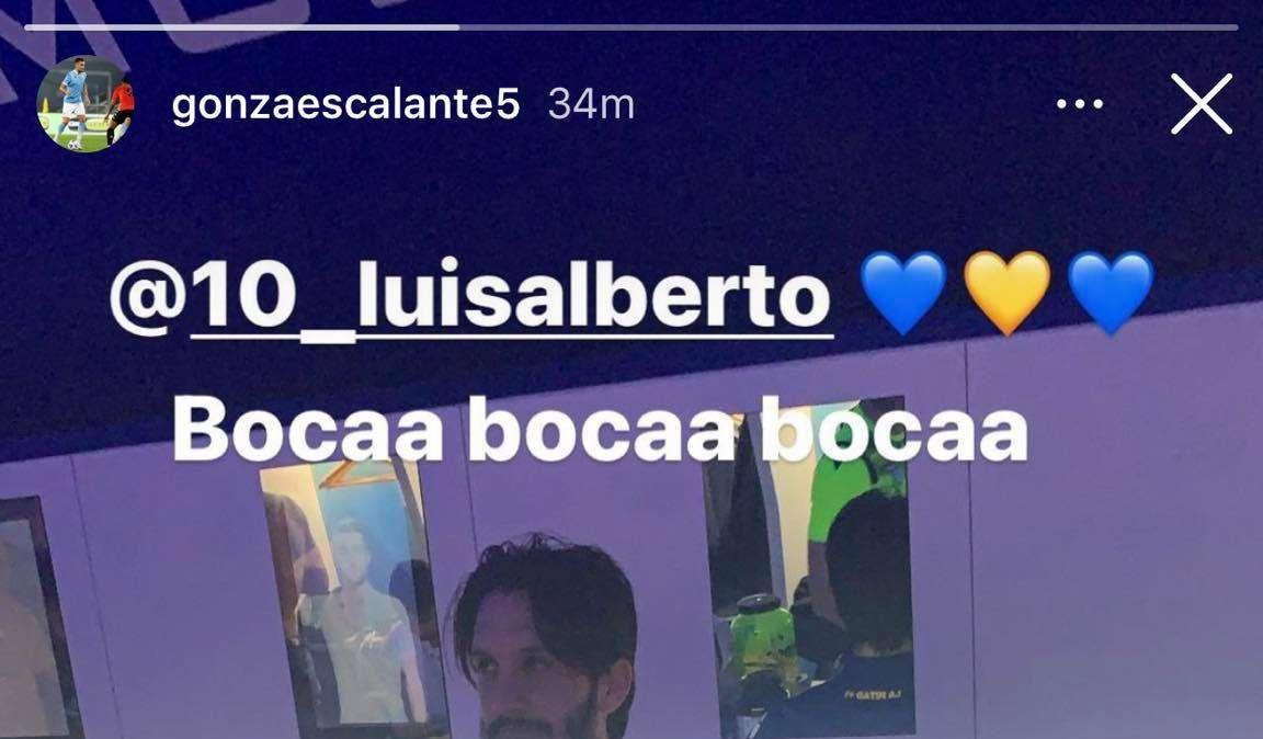 Lazio, Luis Alberto a Formello con la maglia del Boca. Ed Escalante apprezza... - FOTO