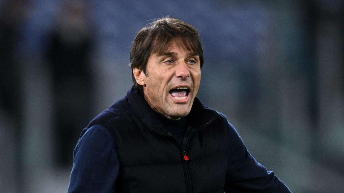 Napoli, Conte: "Lazio squadra di valore. C'è delusione, ora in campionato..."