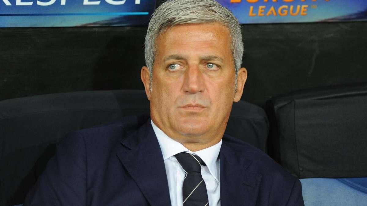 Petkovic: "Non rimango certo a guardare. Armadietto svuotato? L'ho fatto anche lo scorso Natale..."