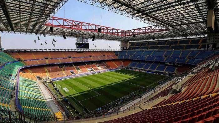 Coronavirus, Lombardia chiusa: misure stringenti, ma la Serie A va avanti