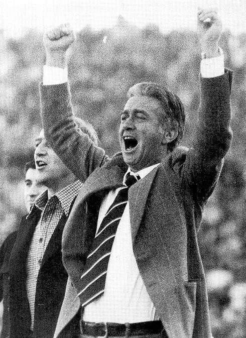Lazio-Foggia, Chinaglia sul dischetto, Maestrelli esulta, è il 12 maggio 1974... La Lazio è Campione d'Italia