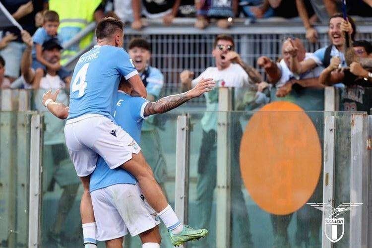 Lazio, il buongiorno del club è emozionante - FOTO
