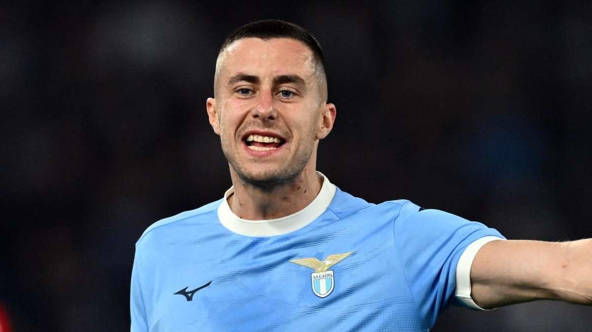 Lazio, Marusic ci prova e punta l'Atalanta: le sue condizioni
