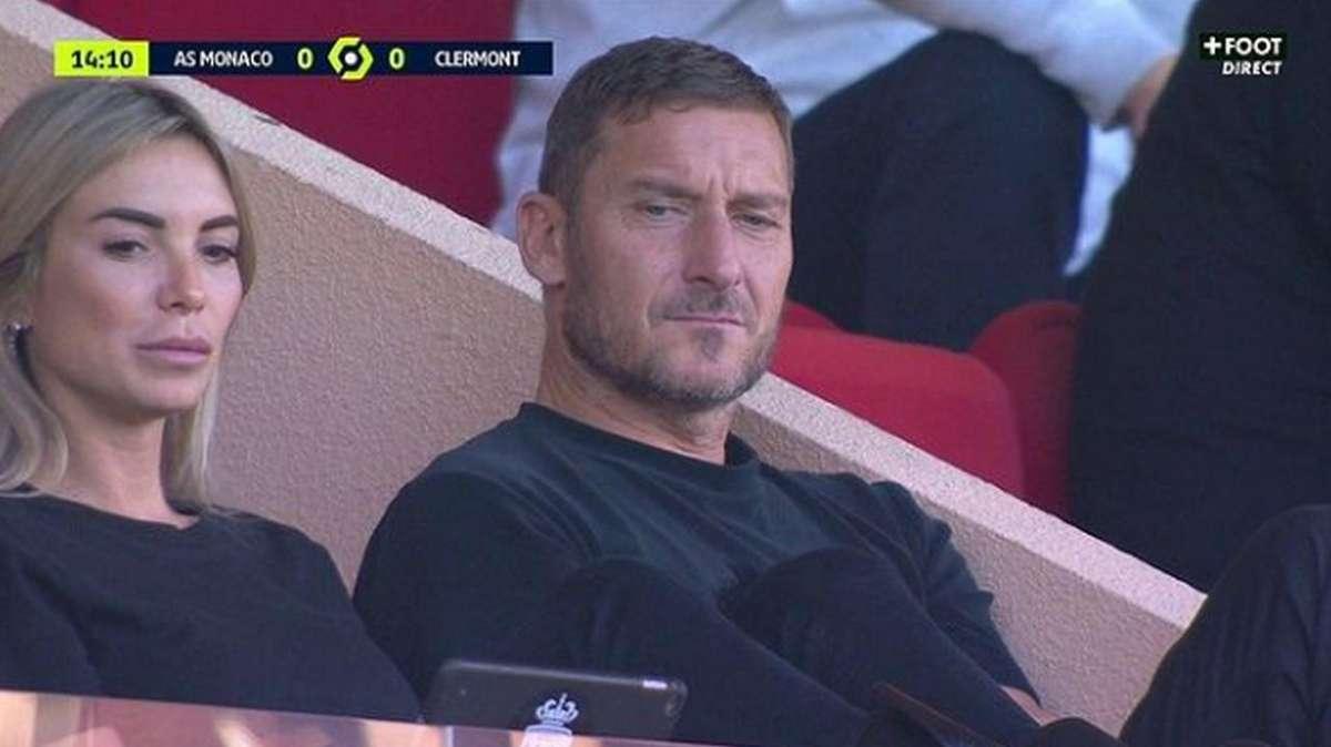 Totti - Bocchi, parla l'ex marito: piovono gravi accuse, coinvolti anche i figli