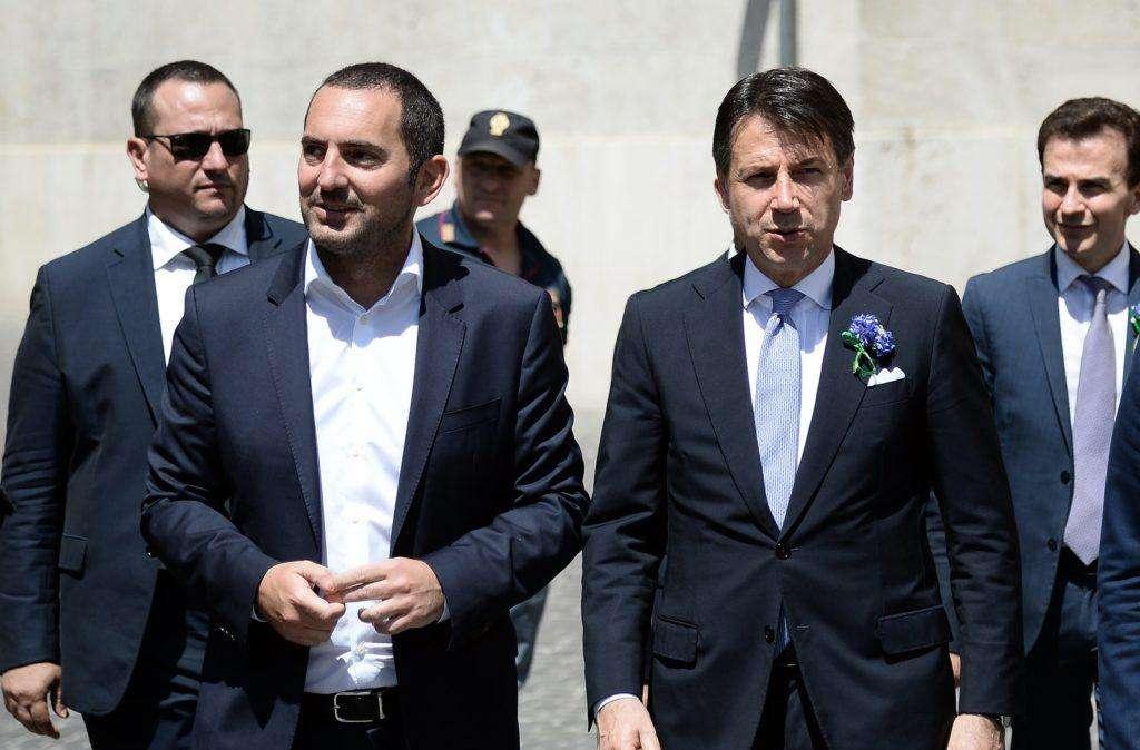 Coronavirus, caos Governo sul calcio: la linea Spadafora divide