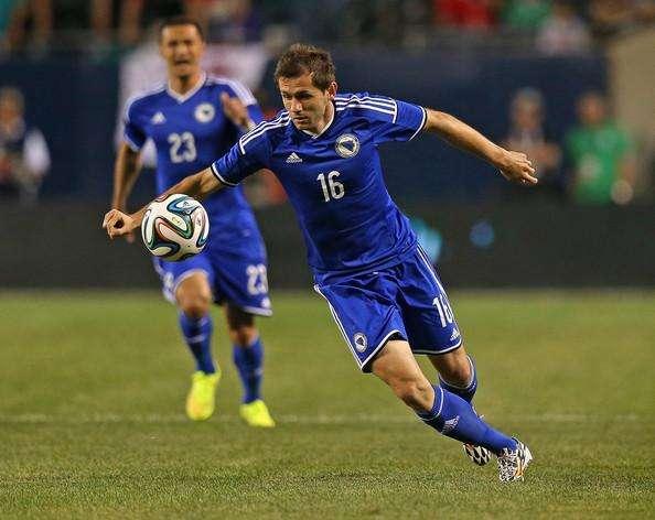 Bosnia, Lulic tra i grandi esclusi. Il ct Baždarević: "Con Gibilterra chi è in forma!". Ma con l'Albania ci sarà...