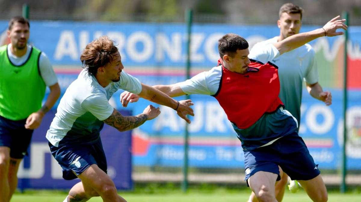 AURONZO GIORNO 9 - Lazio, due calciatori hanno lasciato il ritiro: ecco chi