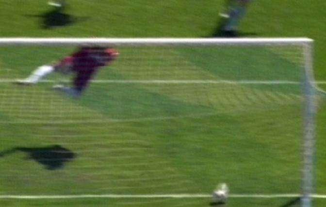 Napoli - Lazio, il precedente: quel gol di Brocchi mai dato da Banti