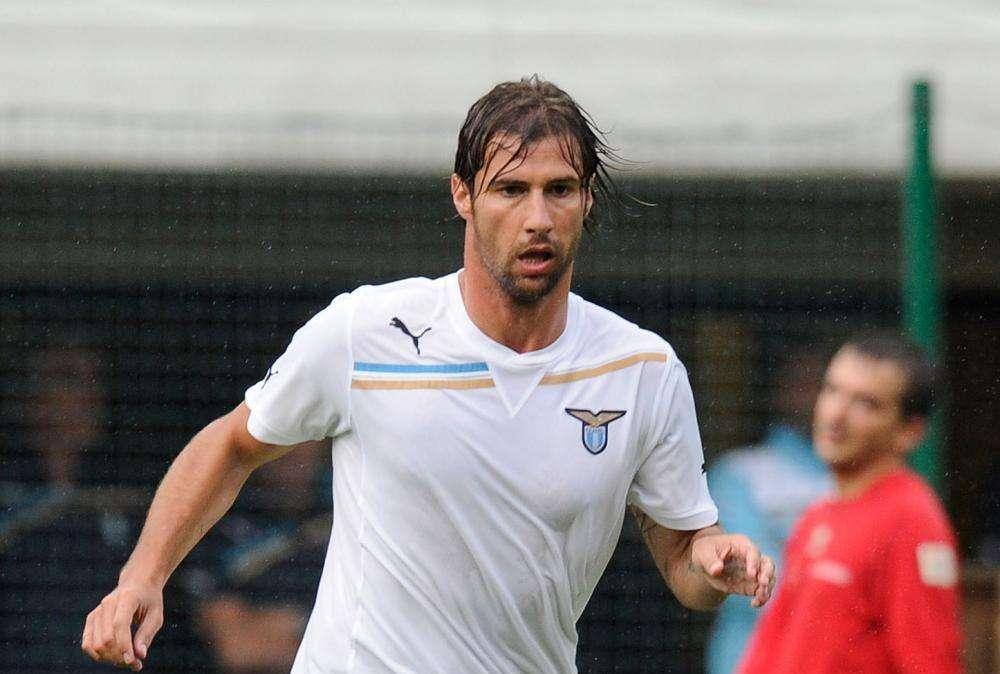 FOCUS -  Lorik Cana, ovvero il guerriero-jolly: "Saper giocare in diversi ruoli è un vantaggio per me... Petkovic ha bisogno di conoscerci sul campo"