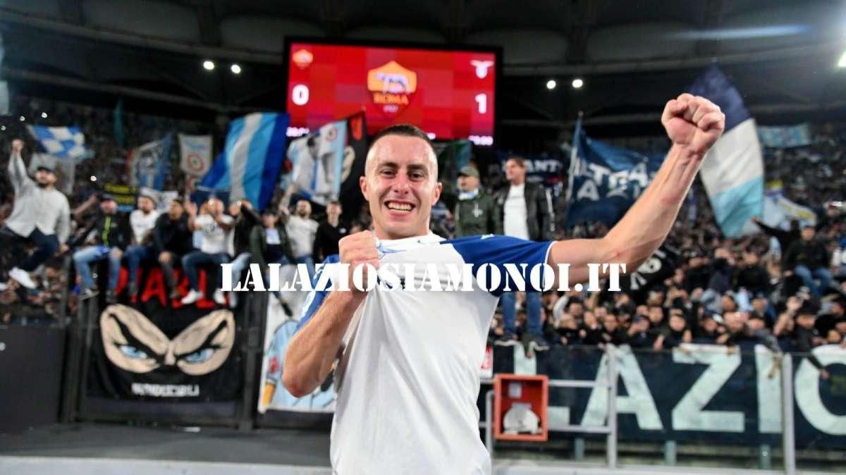 Lazio, la sosta rende nostalgici: la società ricorda la vittoria nel derby - VIDEO
