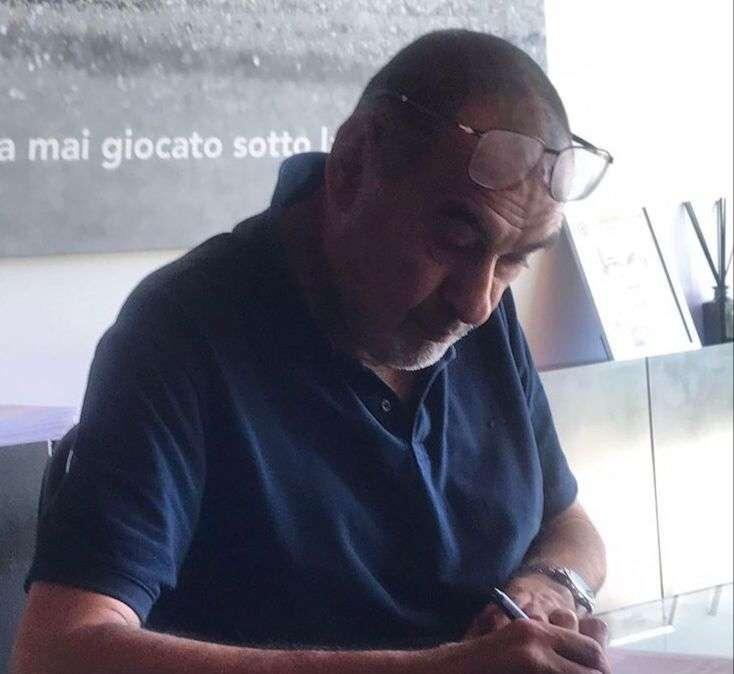 Lazio, la società celebra la firma di Sarri: "Avanti insieme" - FOTO