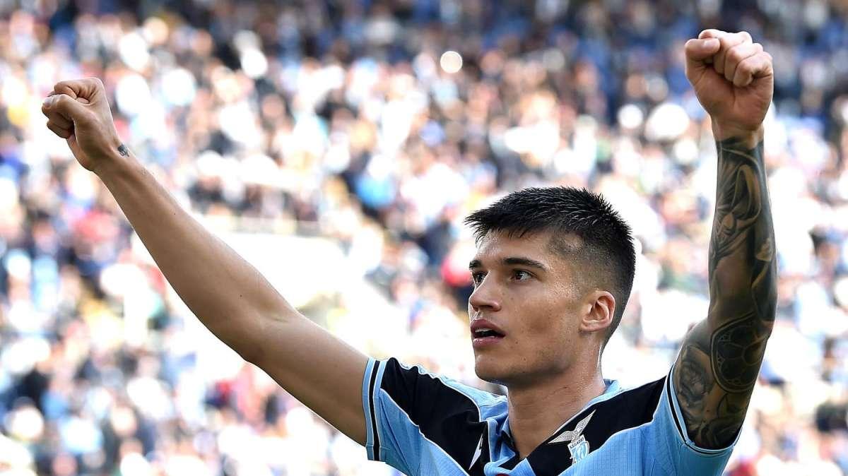 Lazio, Sarri su Correa: "Vuole cambiare aria da un po', ma se ha voglia..."