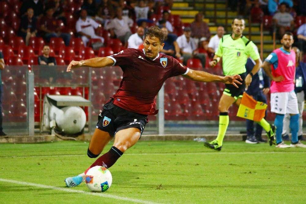 Salernitana, Lotito usa il pugno di ferro: Cerci multato per uno “sgarro” su Instagram