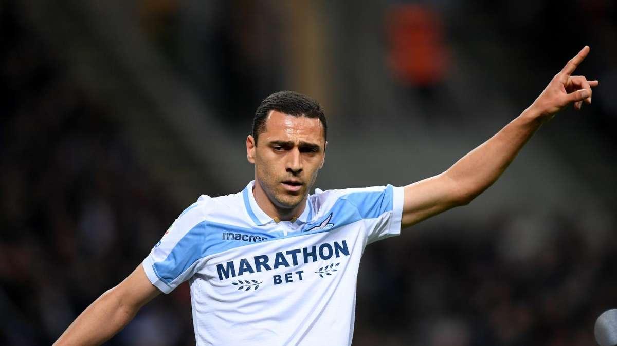 Lazio, Romulo rincuora i tifosi dopo la sconfitta: "Noi non molliamo mai" - FOTO