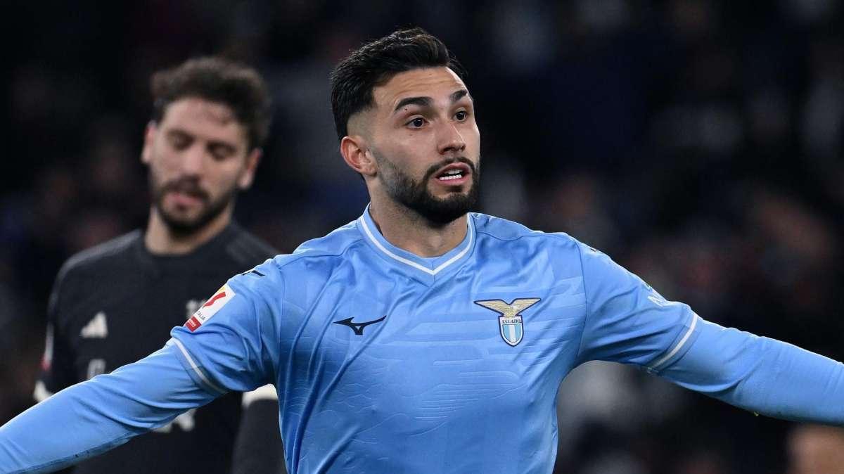 Luis Alberto lascia la Lazio, il Taty lo ringrazia: "Sei un grande Mago" - FOTO