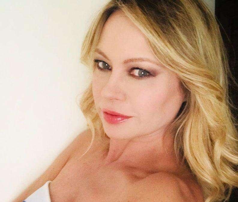 Lazio, 'Tu non sarai mai sola'. L'appello dei vip: dalla Falchi a Montesano