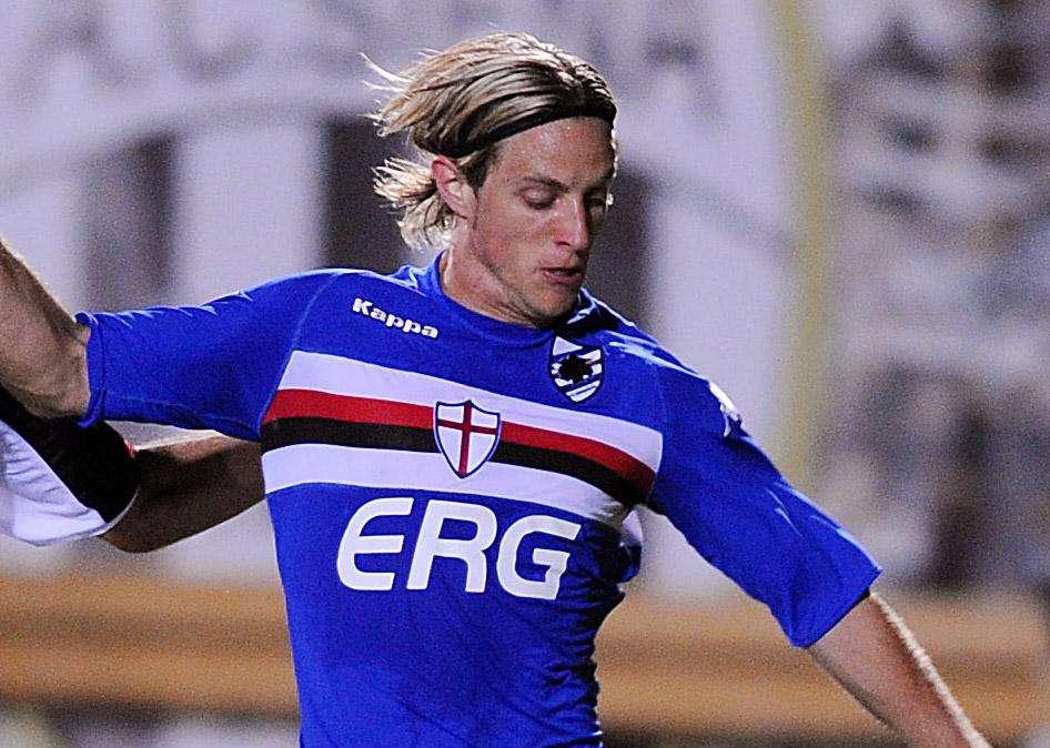 La Lazio torna su Ziegler: da Genova parlano solo di sondaggi ma lo svizzero ne discute con il diesse Tosi e rifiuta il Milan... La contropartita Foggia non convince