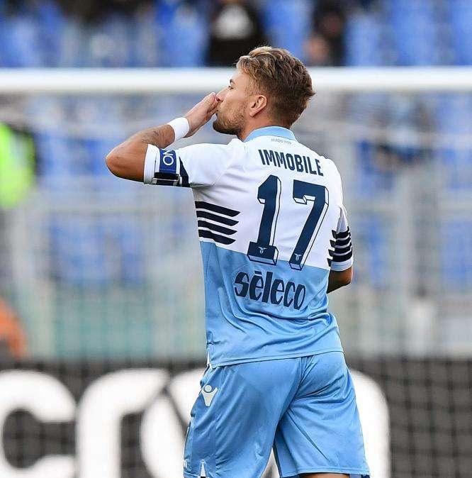 Napoli - Lazio, due bomber a confronto: Immobile sfida Milik… e il suo passato