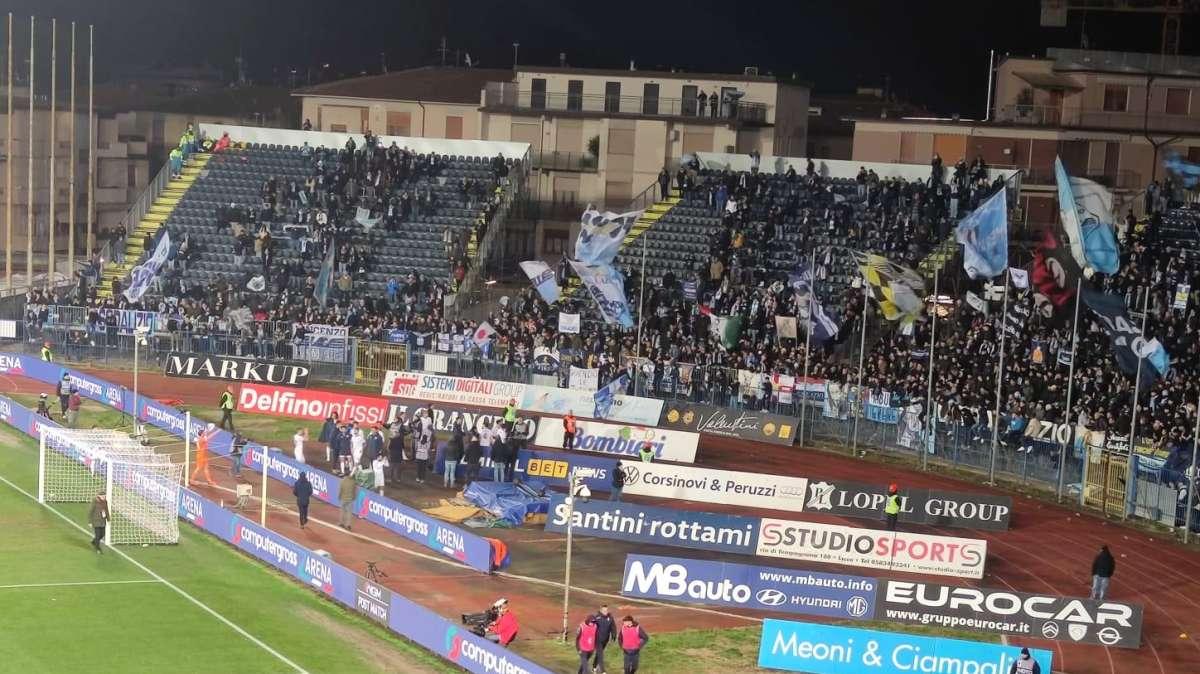 Lazio, l'omaggio del club ai tifosi in trasferta: "Ovunque andrai sarem"
