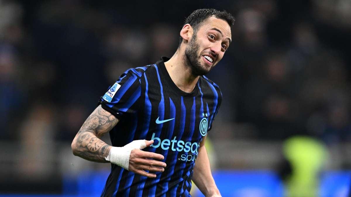 Calhanoglu, il tempo sta per scadere: l'estate si avvicina e insieme la cessione