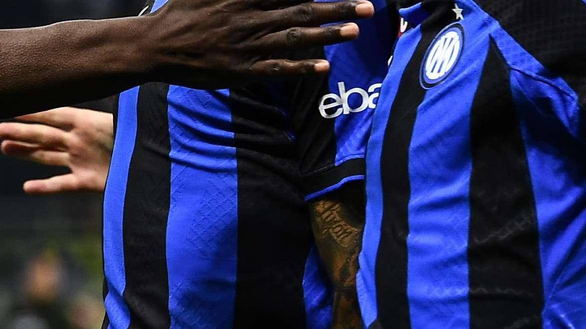 Settimane decisive per il nuovo main sponsor: spuntano due nuove compagnie aeree