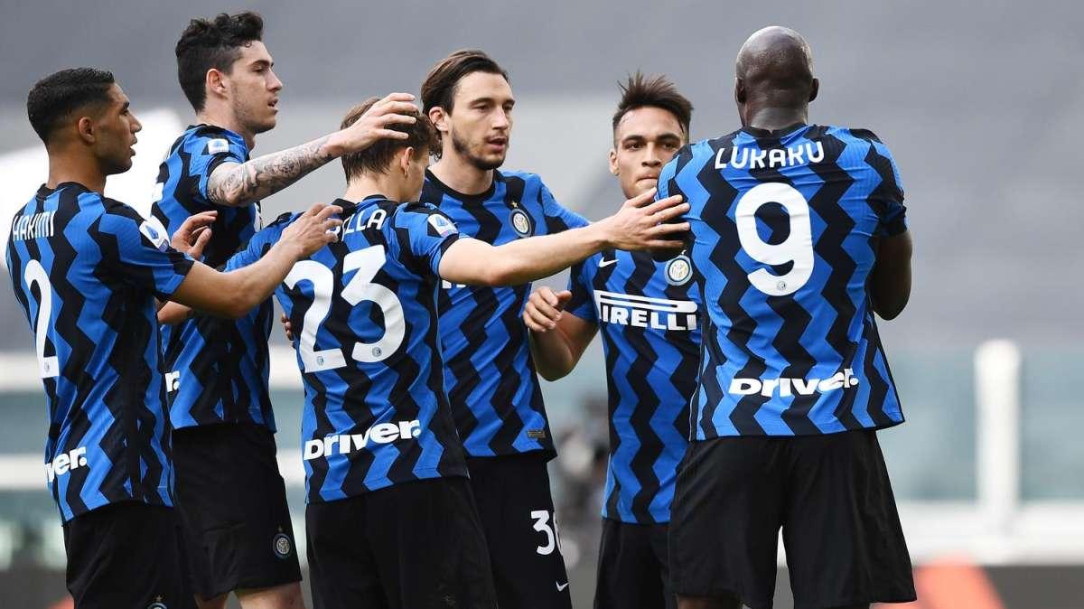 TOP NEWS ore 24.00 - La Juve vince tra le polemiche: l'analisi e le voci del match