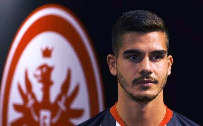 Sfuma Santos Borré? L'Eintracht l'ha scelto come erede di André Silva