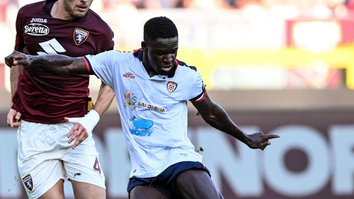 Cagliari, Luvumbo prima della sfida contro l'Inter: "Sogno che si realizza, in A più qualità"