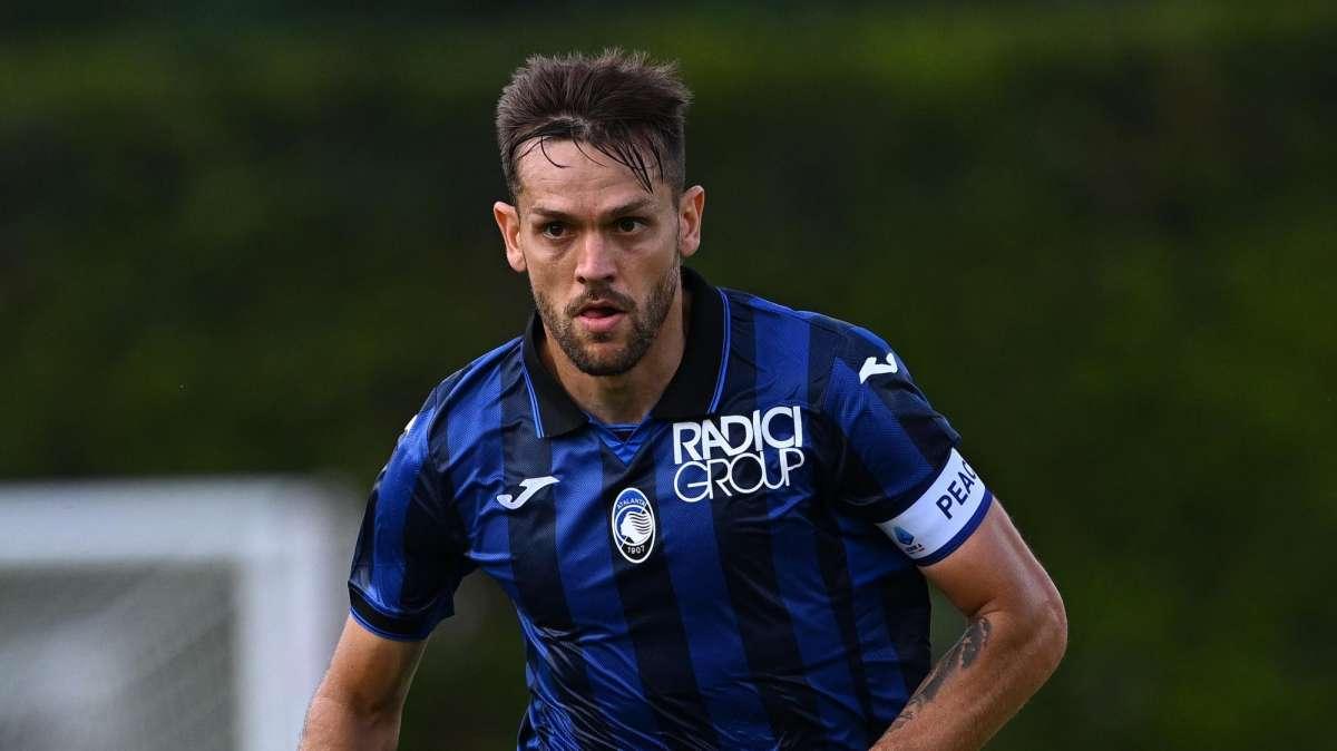 Inter, Toloi prima scelta per completare la difesa. Ausilio e Marotta studiano la proposta