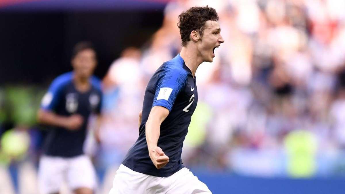 Dalla Francia - Duello Inter-United per Pavard, Bayern costretto ad abbassare le pretese?
