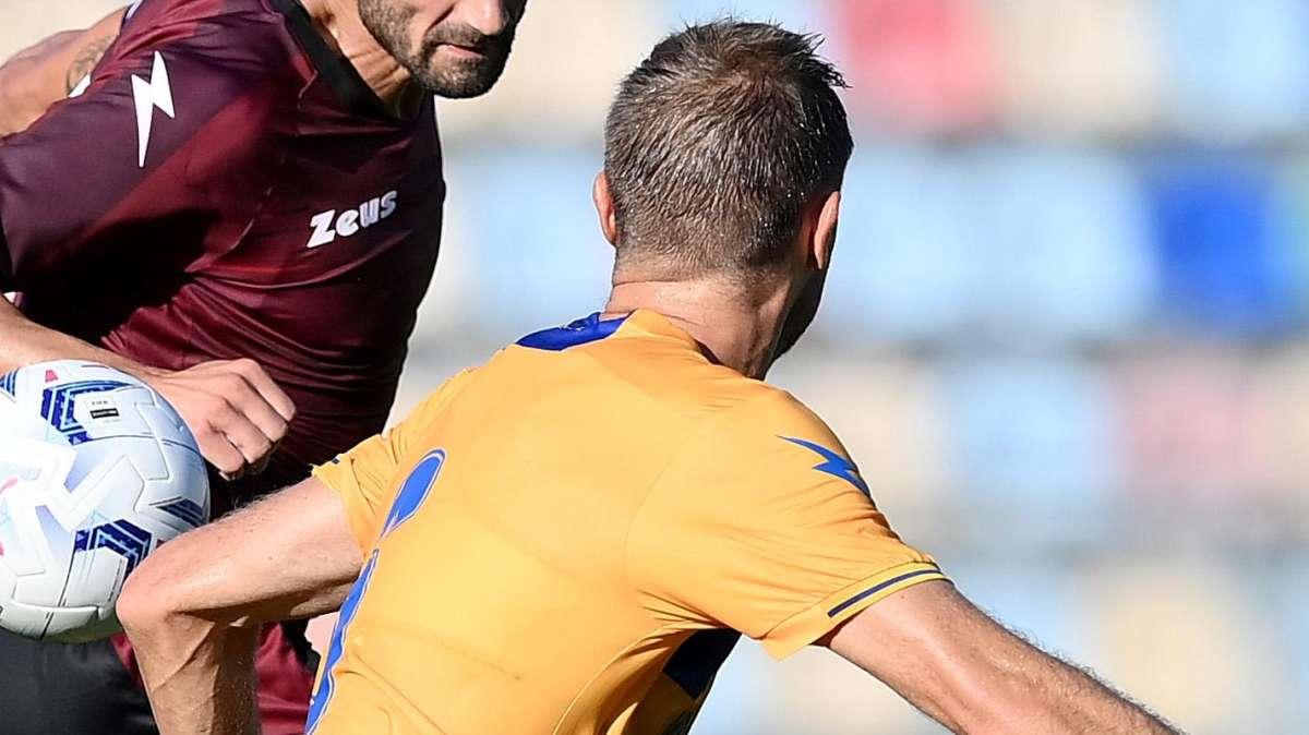 Salernitana-Frosinone 0-1 al 45': Romagnoli porta avanti i ciociari. Ochoa evita il raddoppio