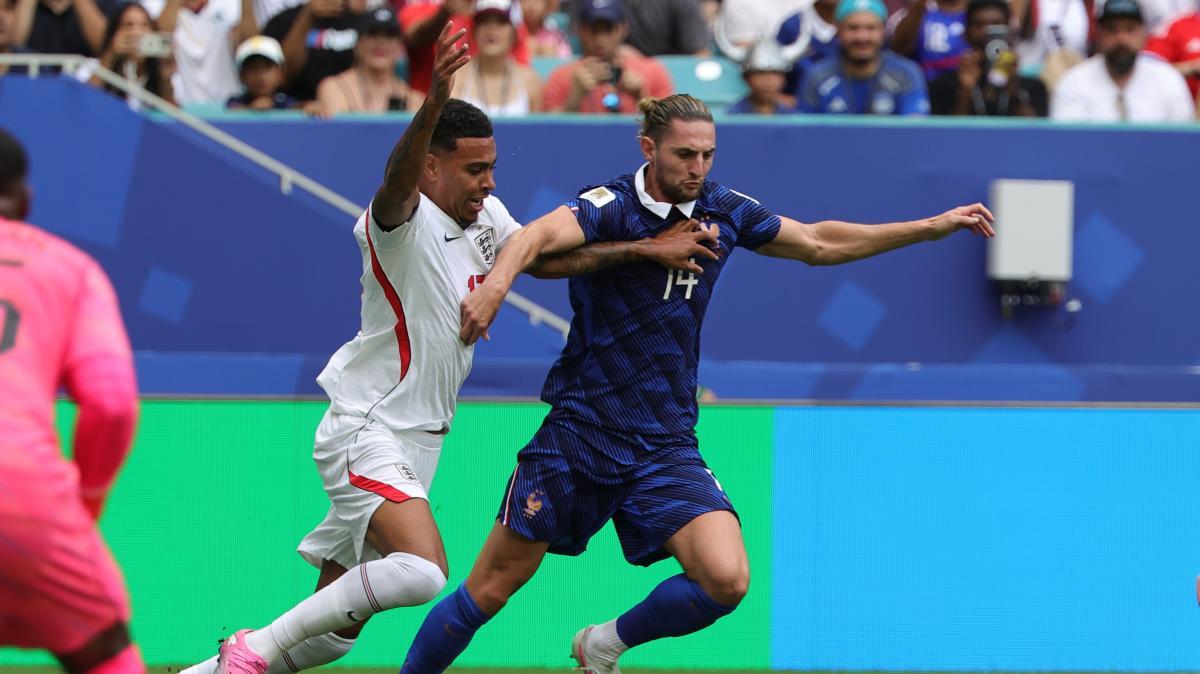Francia, furia Rabiot: "Comportamento inaccettabile da parte di alcuni giocatori"