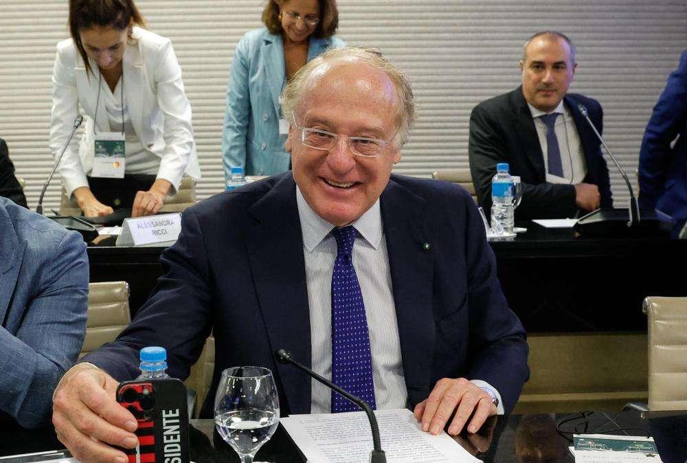 Milan, è rebus-stadio: Scaroni incontra il sindaco di San Donato