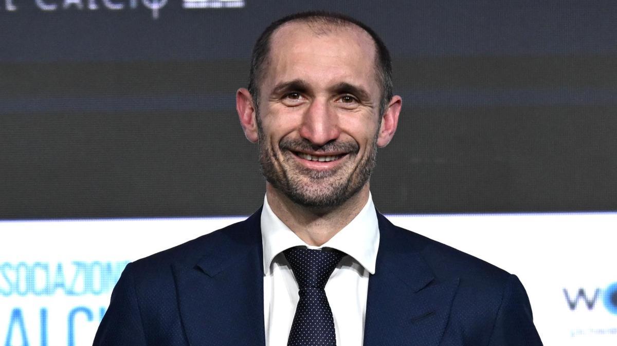 Nazionale, ipotesi Chiellini dt se Maldini lascia. E per la panchina Conte torna in pole
