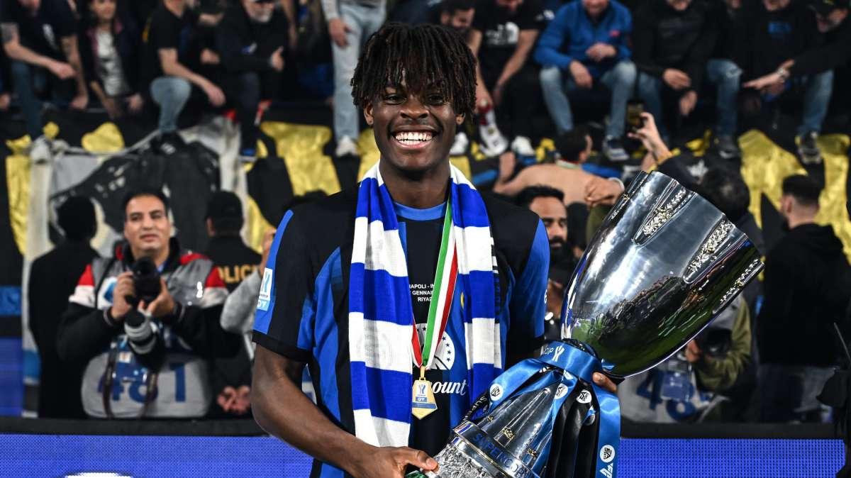 Verso Lecce-Inter, chance per Bisseck. Acerbi resta ai box