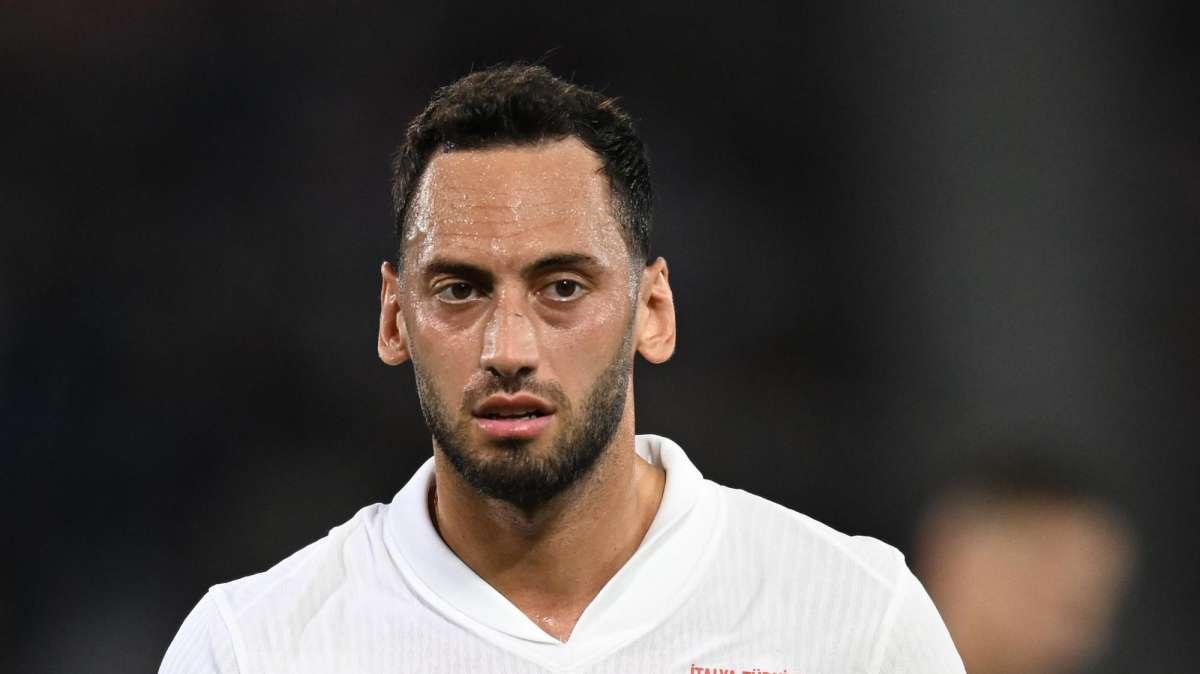Turchia, Calhanoglu non ci sta: "Ho nominato io Montella? Non mi intrometto in queste faccende"