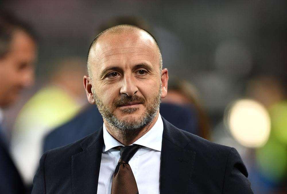 Dest, l'Inter ci pensa sul serio. Ma serve l'apertura del Barcellona