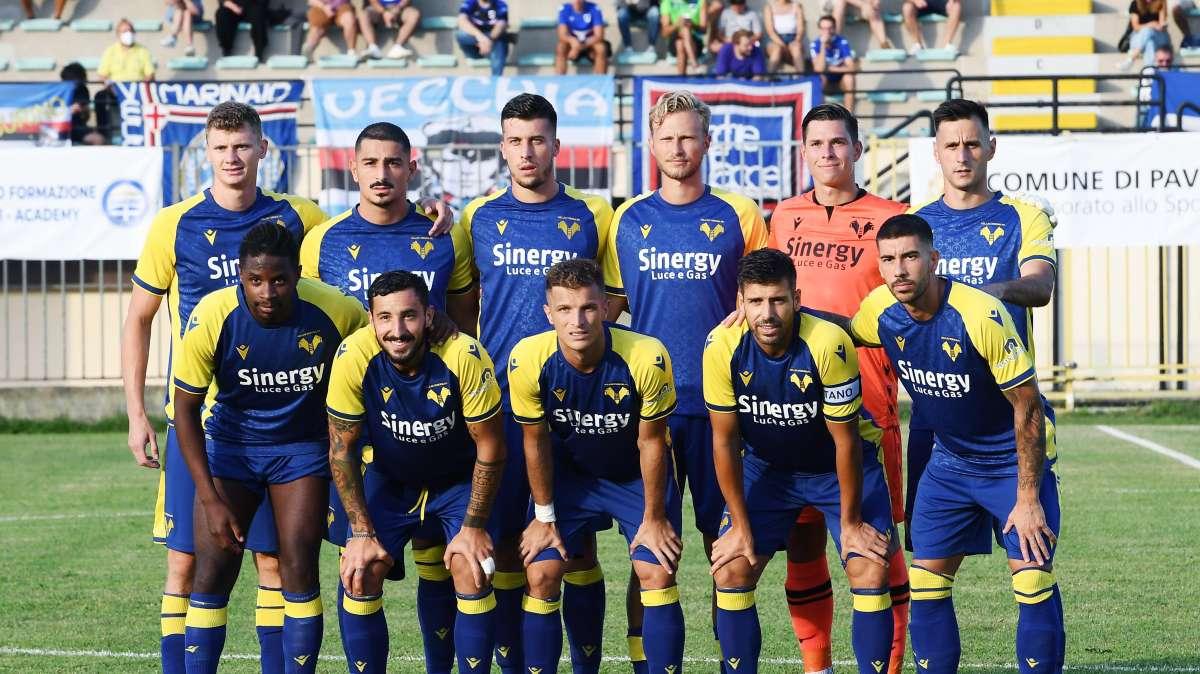 Hellas subito in campo dopo il ko col Sassuolo: seduta mattutina verso l'Inter per i gialloblù