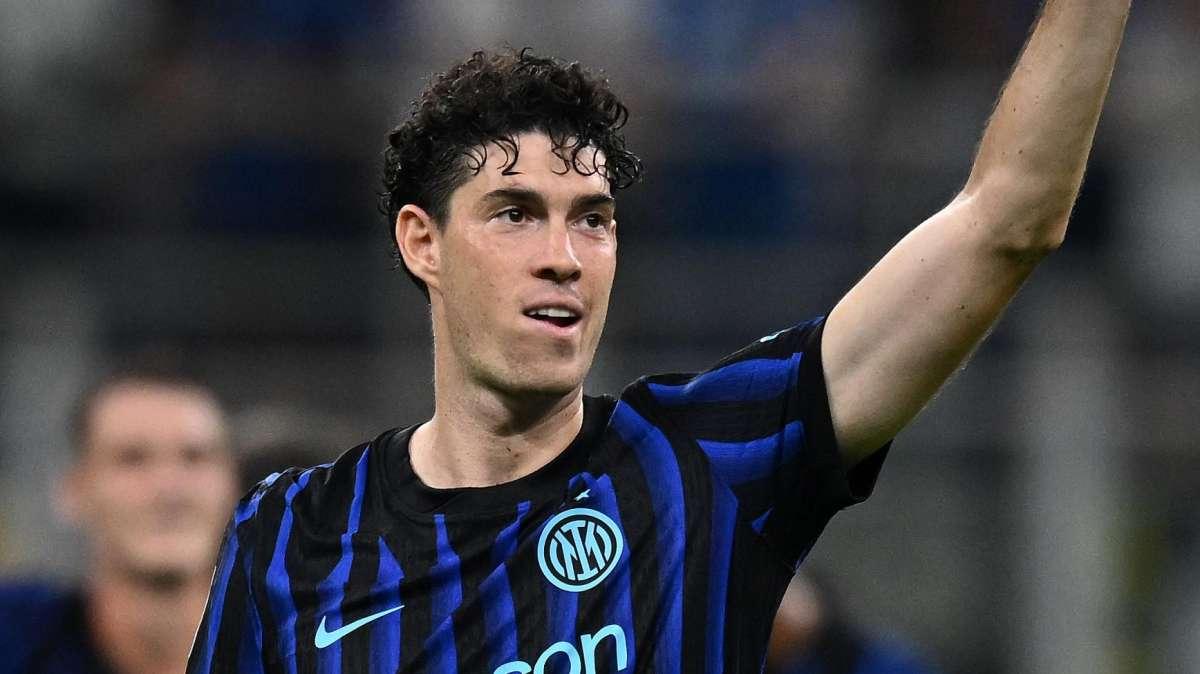 Bastoni: "La squadra è forte, non ci siamo mai nascosti. Chivu mi ha consigliato di..."