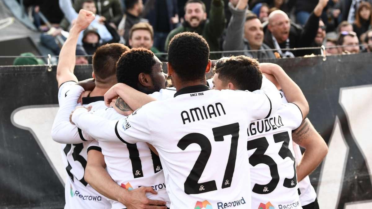 Spezia pericolosa: Milan e Napoli hanno perso punti importanti