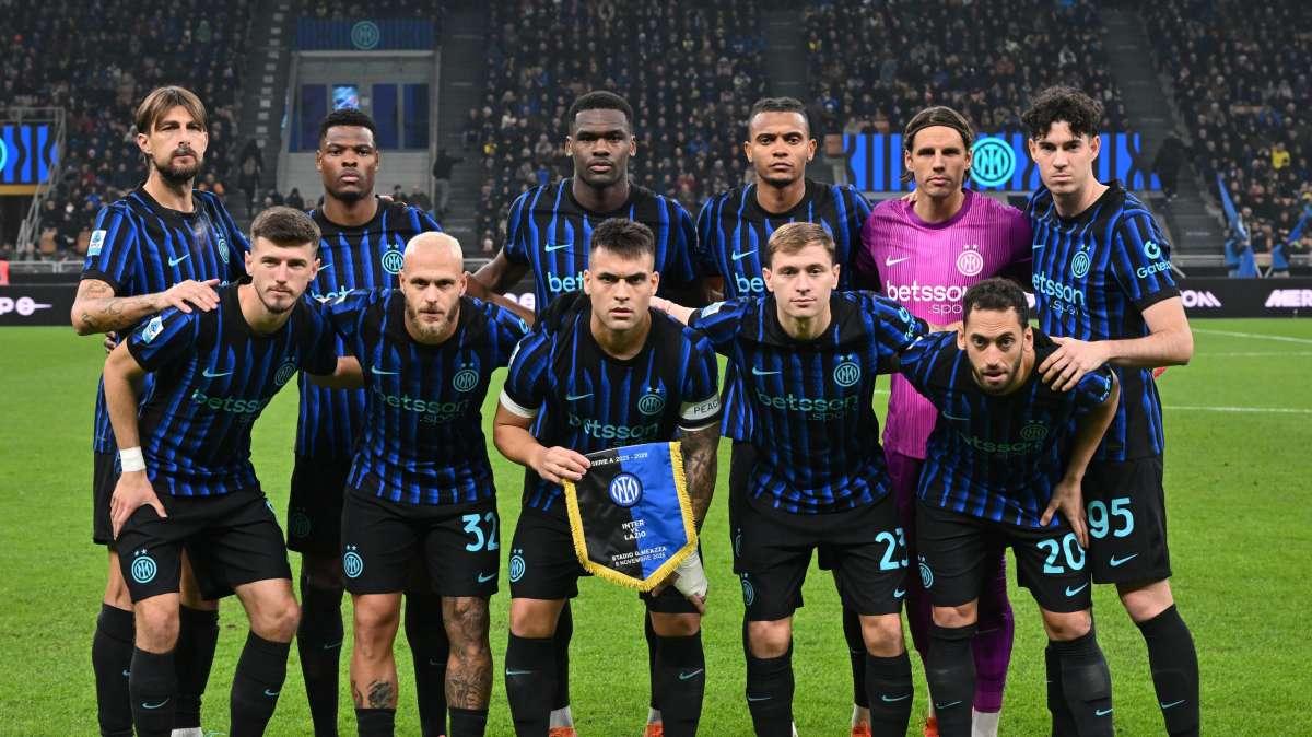 Inter in ritiro per il Como, parla Fabregas. Dumfries in Supercoppa? Le top news delle 20 