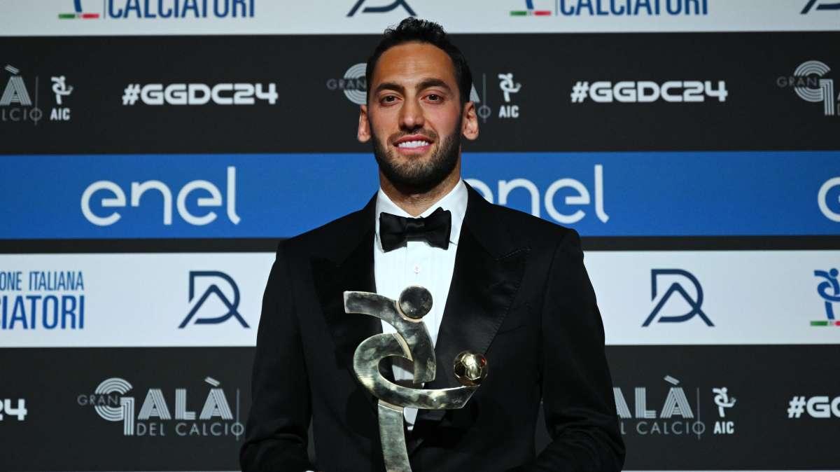 Calhanoglu: "Spero di chiudere la carriera all'Inter. Inzaghi miglior allenatore avuto, sogno la Champions"