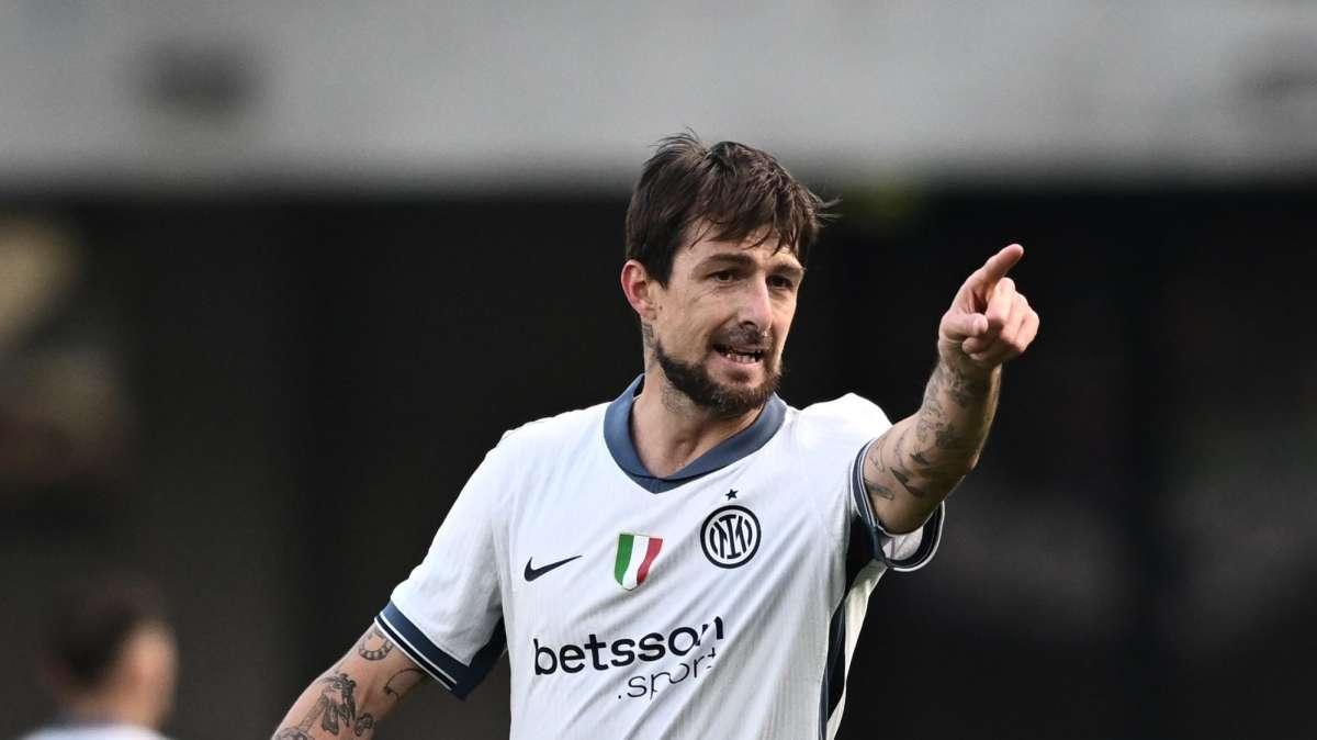 Acerbi è un caso, l'Inter riflette: possibile colpo last minute in difesa, due ipotesi