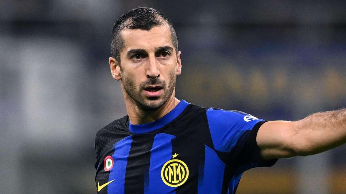 Mkhitaryan esulta dopo l'1-0 alla Roma: "Si torna in cima"