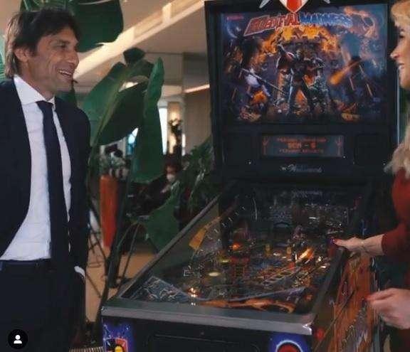 Conte: "Fatico a dormire e sono sempre senza voce, il flipper la mia passione"