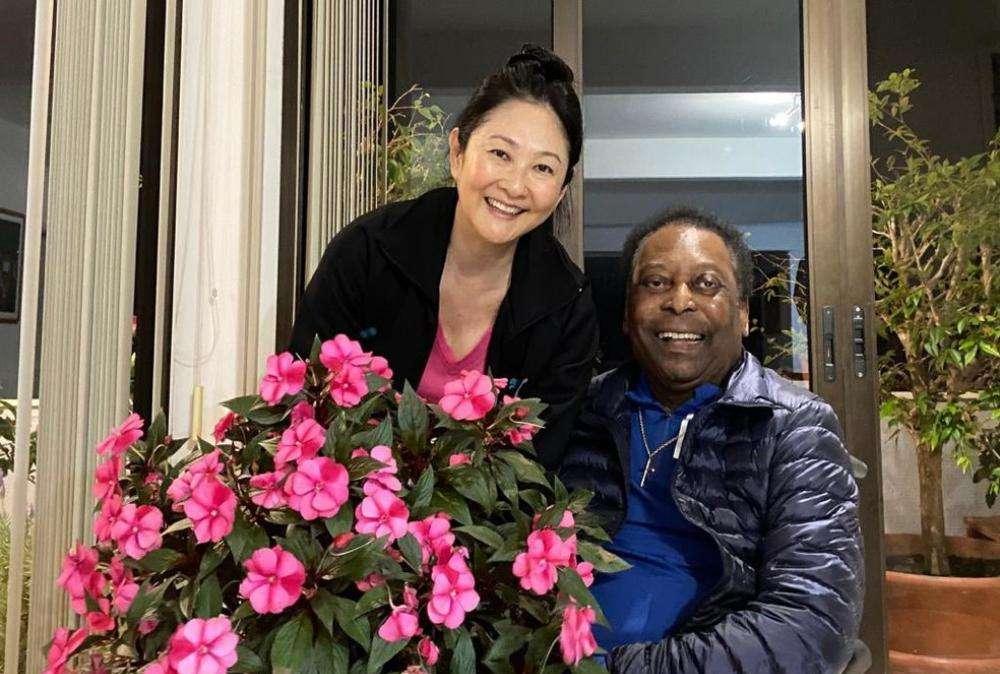 Pelé ha un'infezione respiratoria, resterà ricoverato in ospedale