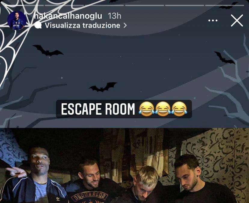 FOTO - Dumfries, Calhanoglu, De Vrij e Radu: l'escape room è da brividi