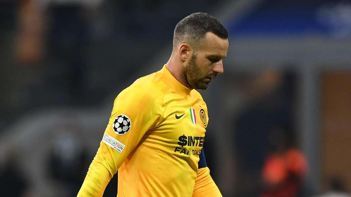 Handanovic, possibile anche il rinnovo: resta come vice Onana? 