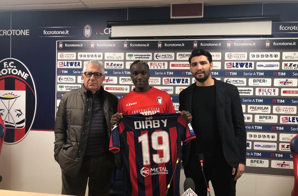 Rolfes, DS del Bayer Leverkusen, vuole riportare Diaby in Bundesliga